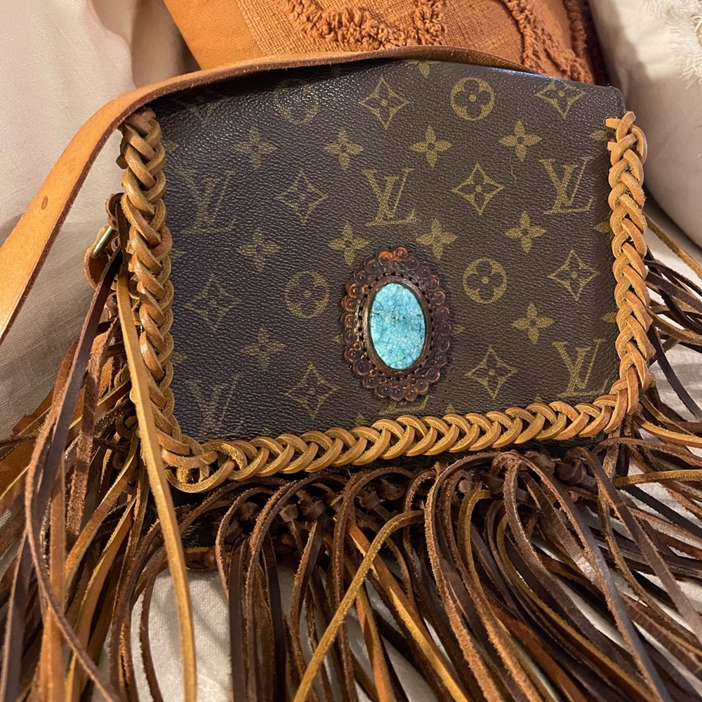 Authentic LV Cartouchiere MM